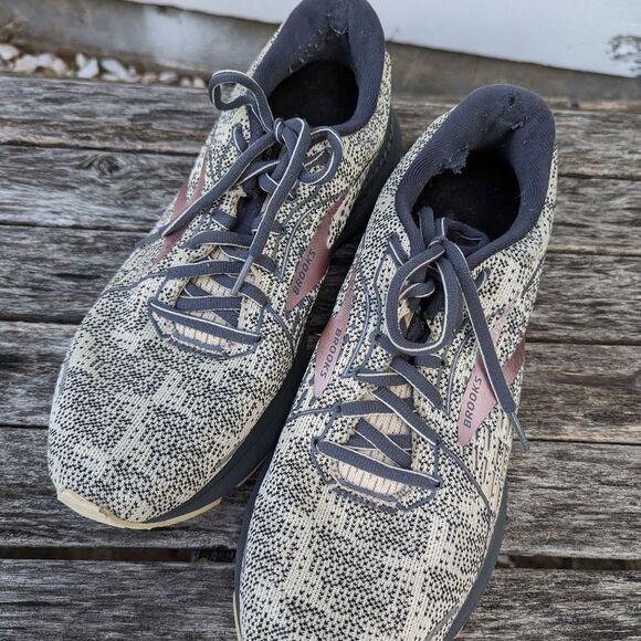 Brooks Women's Adrenaline GTS 21 Running Shoe - Ombre/Lavender/Metallic size 11 - Picture 7 of 9